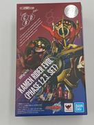 S.H.FIGUARTS 仮面ライダーエボル|BANDAI