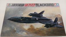 1/48 SR-71ブラックバード|TAMIYA