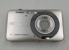 コンデジ|CASIO