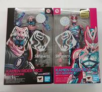 S.H.FIGUARTS 仮面ライダーリバイ&バイス2種セッ|BANDAI