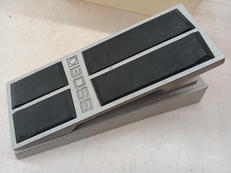 ボリュームペダル|BOSS