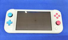 SWITCH LITE(ポケモン剣・盾エディション)|NINTENDO