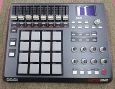 MIDIコントローラ|AKAI