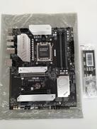 マザーボード|ASUS