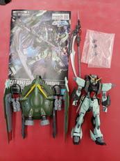 組立済みガンプラ|BANDAI