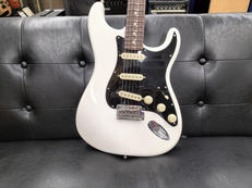AMERICAN PERFORMER STRAT AW|FENDER