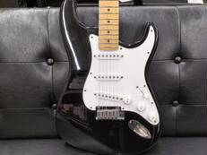 AMERICAN STRATOCASTER|FENDER USA