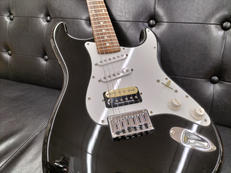JAKE E. LEE MODEL|ESP
