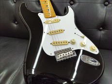 FENDER JAPAN[フェンダージャパン]|ストラトキャスタータイプ