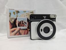 インスタントカメラ チェキスクエア|FUJIFILM