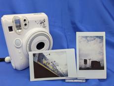 インスタントカメラ チェキ|FUJIFILM