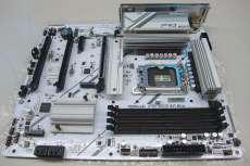 マザーボード　本体のみ|ASROCK