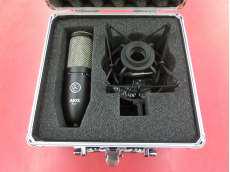 コンデンサーマイク|AKG