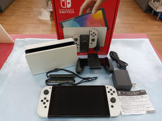 NINTENDO SWITCH(有機ELモデル)