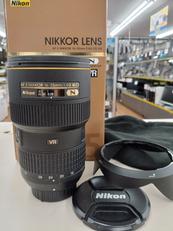 標準ズームレンズ|NIKON