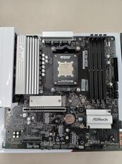 AMD対応マザーボード|AMD