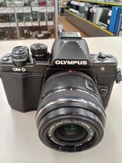 ミラーレス一眼|OLYMPUS