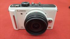 ミラーレス一眼|PANASONIC