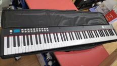 デジタルピアノ|CEULA