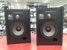 スピーカー|JBL
