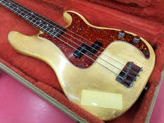 プレシジョンベース|FENDER