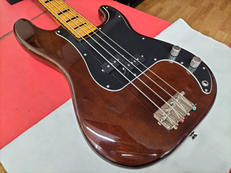 エレキベース|SQUIER