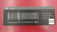 ライザーケーブル|THERMALTAKE