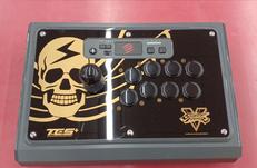 アーケードスティック|MAD CATS