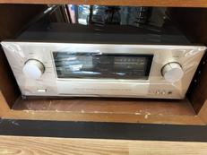 プリメインアンプ|ACCUPHASE