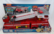 アルティメット　DXレスキュービークル|タカラトミー