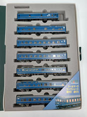 24系25形 北斗星 特急形寝台客車(7両セット)|KATO