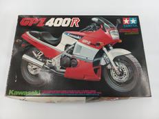 1/12 カワサキ GPZ400R|TAMIYA