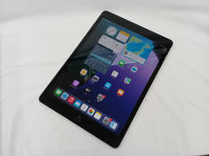 I PAD (第9世代)|AU