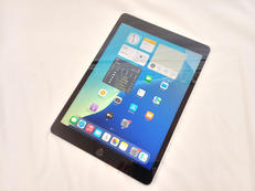I PAD (第9世代)|AU