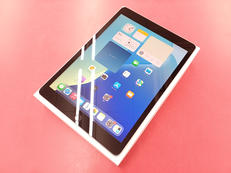 I PAD (第9世代)|AU