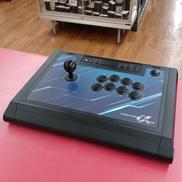 ファイティング　スティック　アルファ|HORI