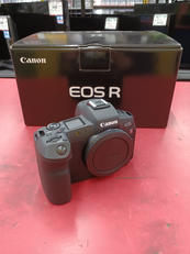 ミラーレス一眼|CANON