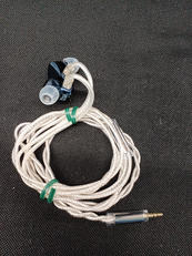 イヤホン|MOONDROP