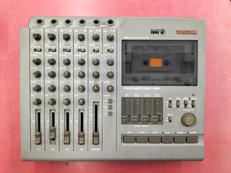 カセットテープレコーダー|TASCAM