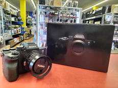 ミラーレス一眼カメラ|SONY