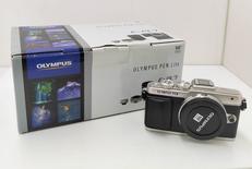 ミラーレス一眼|OLYMPUS