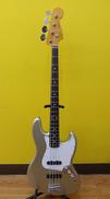 ベースギター|FENDER