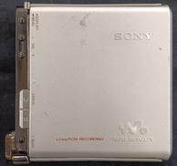 HI-MDウォークマン|SONY