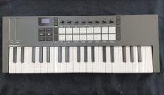 MIDIキーボード|NOVATION