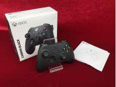 ※コントローラーは使用感も少なく綺麗です。|MICROSOFT