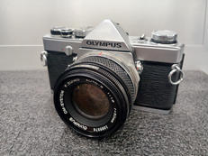 カメラ|OLYMPUS