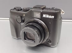 デジタルカメラ|NIKON (1010万画素)