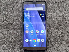 スマートフォン|SHARP (KDDI)