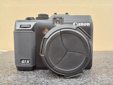 デジタルカメラ|CANON (1430万画素)