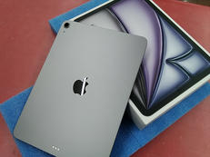 【美品】iPAD Air(M4)【第8世代】|APPLE